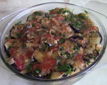 Приготовление баклажанов, рецепт баклажанов в соусе из помидоров